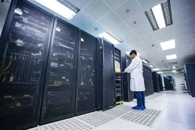 某市第一醫院新機房信息安全建設